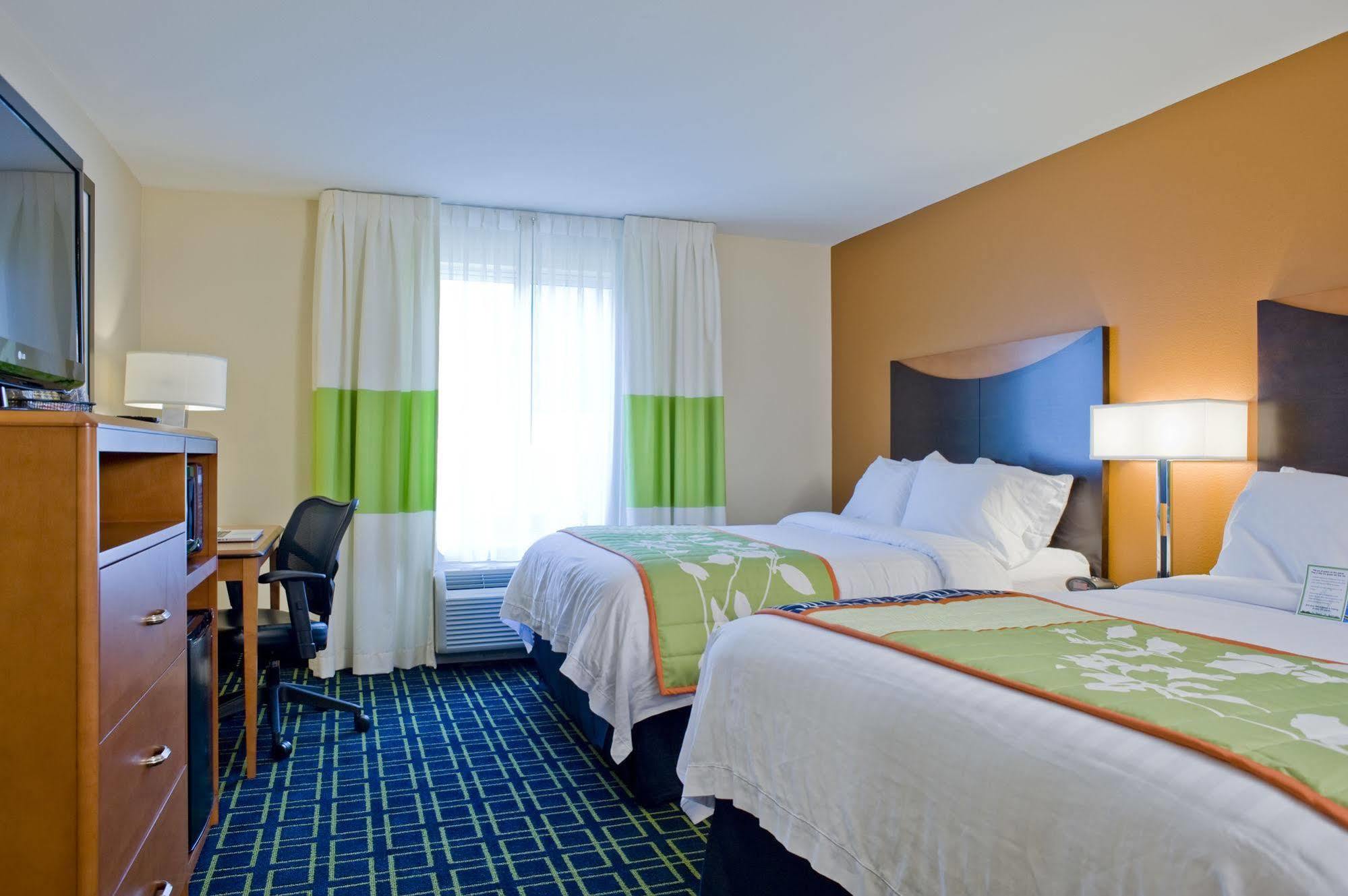 Fairfield Inn And Suites By Marriott Gadsden Exterior photo