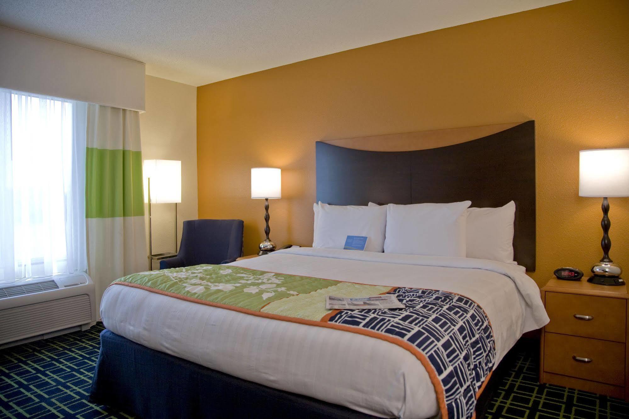 Fairfield Inn And Suites By Marriott Gadsden Exterior photo
