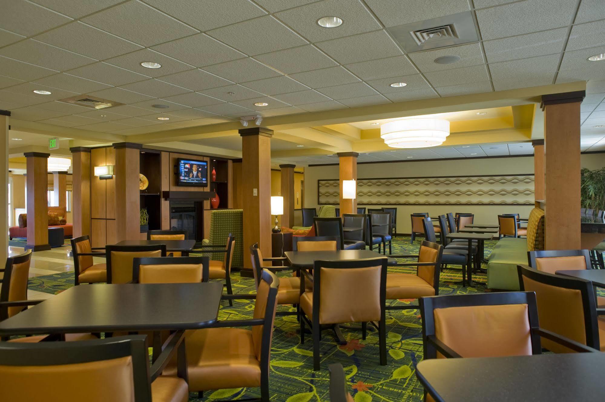 Fairfield Inn And Suites By Marriott Gadsden Exterior photo